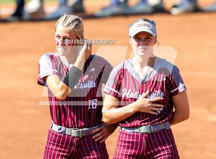 Thumbnail 2 in Hallettsville vs. Grandview (UIL 3A Softball Semifinal) photogallery.