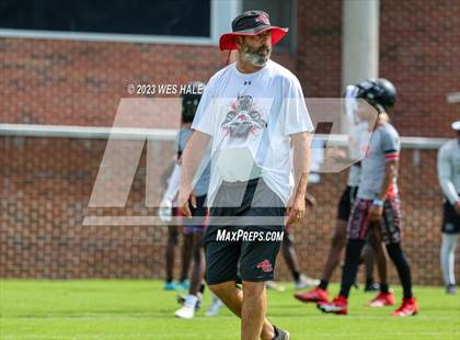 Thumbnail 1 in Melrose vs Center Hill (U of Memphis 7v7) photogallery.