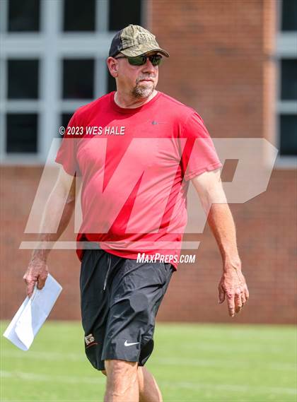 Thumbnail 3 in Melrose vs Center Hill (U of Memphis 7v7) photogallery.