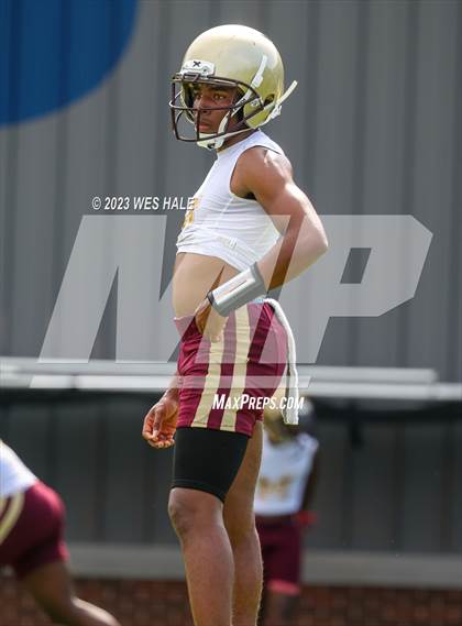 Thumbnail 2 in Melrose vs Center Hill (U of Memphis 7v7) photogallery.