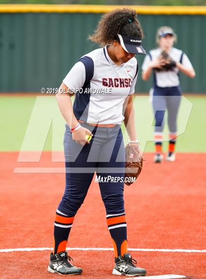 Thumbnail 3 in Sachse @ Wylie photogallery.