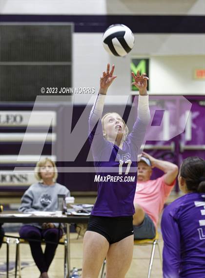 Thumbnail 1 in Leo vs Wapahani (Leo Invite) photogallery.