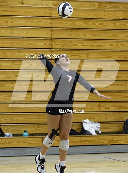 Thumbnail 3 in Leo vs Wapahani (Leo Invite) photogallery.