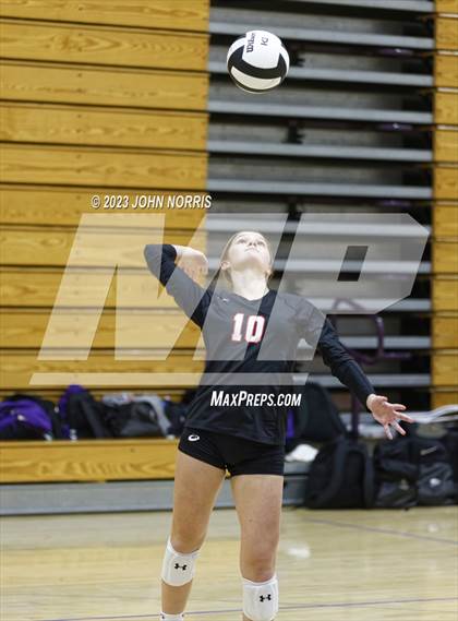 Thumbnail 2 in Leo vs Wapahani (Leo Invite) photogallery.