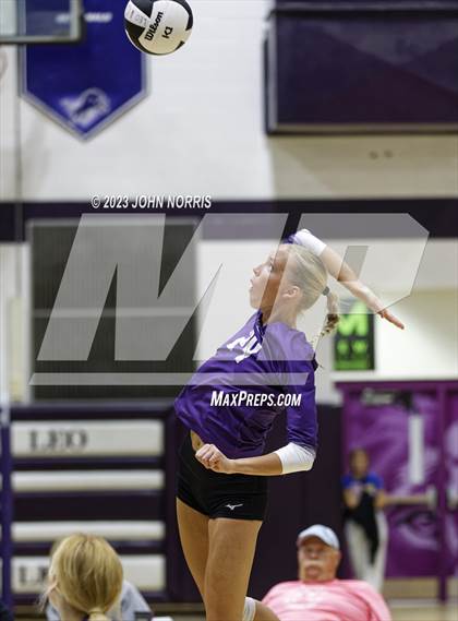 Thumbnail 1 in Leo vs Wapahani (Leo Invite) photogallery.