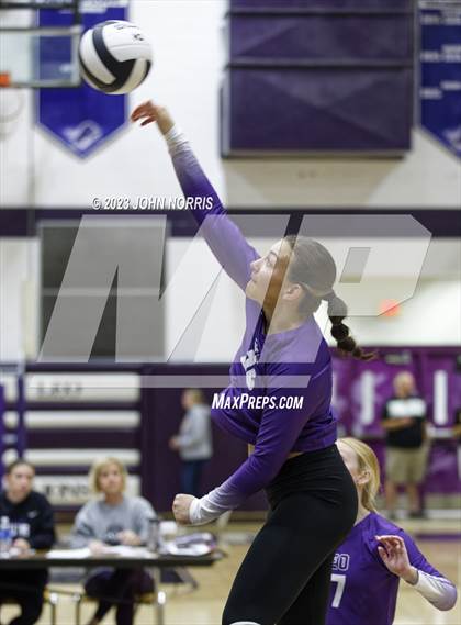 Thumbnail 3 in Leo vs Wapahani (Leo Invite) photogallery.