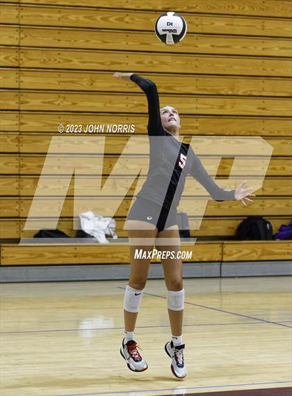 Thumbnail 3 in Leo vs Wapahani (Leo Invite) photogallery.
