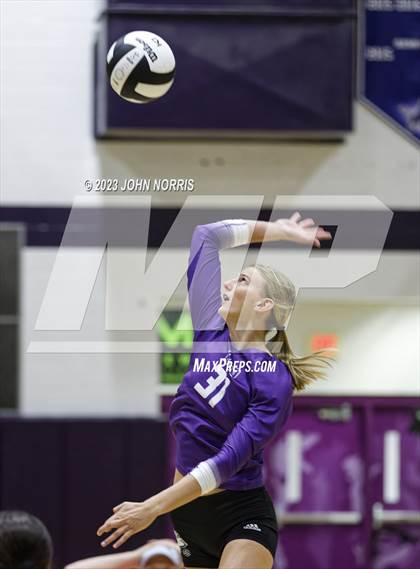 Thumbnail 3 in Leo vs Wapahani (Leo Invite) photogallery.