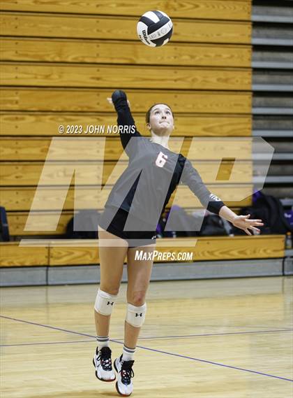 Thumbnail 3 in Leo vs Wapahani (Leo Invite) photogallery.