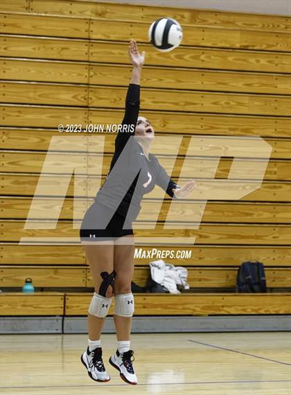 Thumbnail 1 in Leo vs Wapahani (Leo Invite) photogallery.
