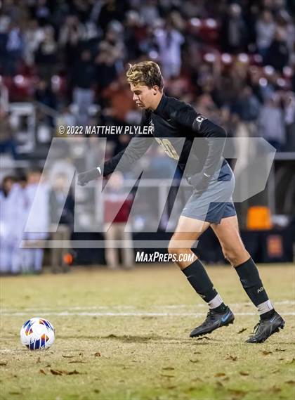 Thumbnail 1 in Owen vs Clinton (NCHSAA 2A Final)(1 of 2 - the Game) photogallery.