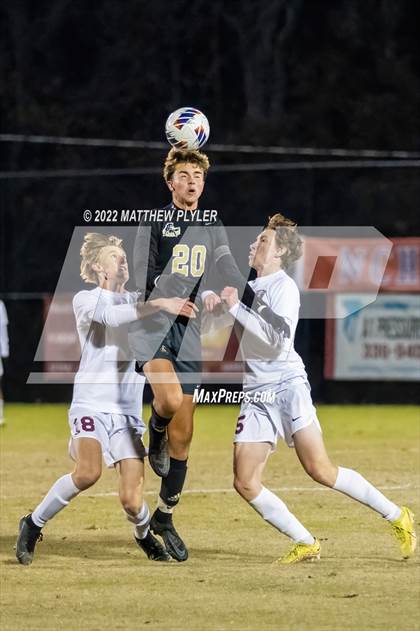 Thumbnail 3 in Owen vs Clinton (NCHSAA 2A Final)(1 of 2 - the Game) photogallery.