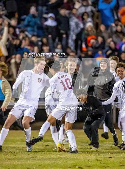 Thumbnail 3 in Owen vs Clinton (NCHSAA 2A Final)(1 of 2 - the Game) photogallery.