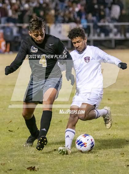 Thumbnail 1 in Owen vs Clinton (NCHSAA 2A Final)(1 of 2 - the Game) photogallery.