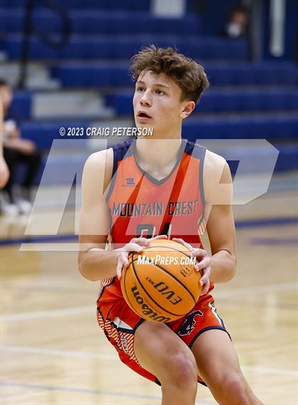 Thumbnail 2 in Mountain Crest @ Ridgeline (Sophomore) photogallery.