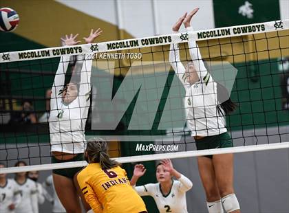 Thumbnail 1 in Harlandale @ McCollum photogallery.