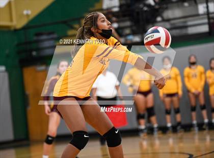 Thumbnail 3 in Harlandale @ McCollum photogallery.