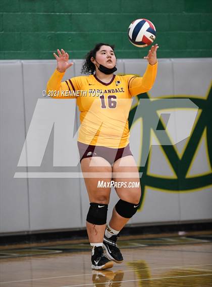 Thumbnail 1 in Harlandale @ McCollum photogallery.