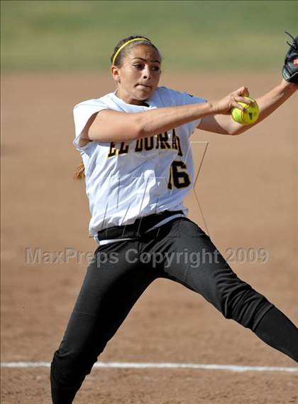 Thumbnail 3 in El Camino vs. El Dorado (Michelle Carew Classic) photogallery.