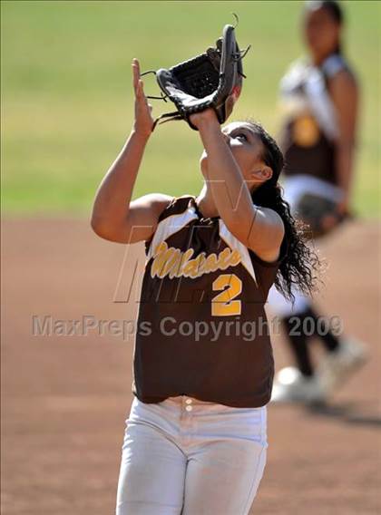 Thumbnail 3 in El Camino vs. El Dorado (Michelle Carew Classic) photogallery.