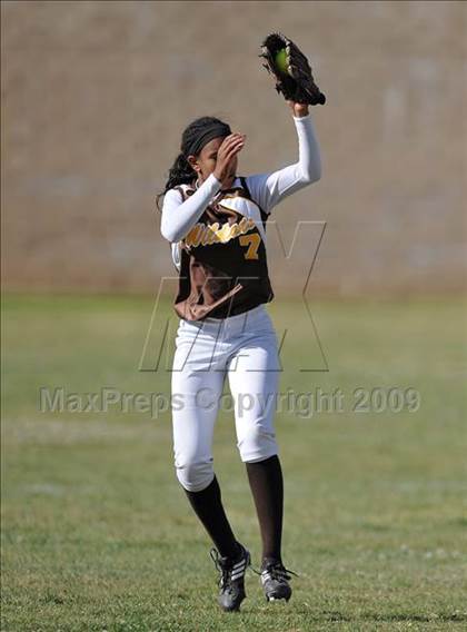 Thumbnail 2 in El Camino vs. El Dorado (Michelle Carew Classic) photogallery.