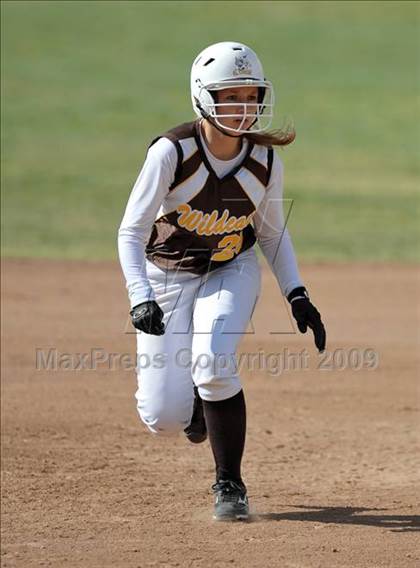 Thumbnail 2 in El Camino vs. El Dorado (Michelle Carew Classic) photogallery.
