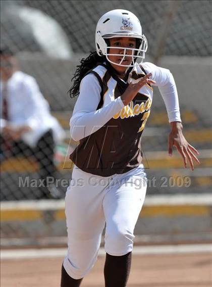 Thumbnail 3 in El Camino vs. El Dorado (Michelle Carew Classic) photogallery.