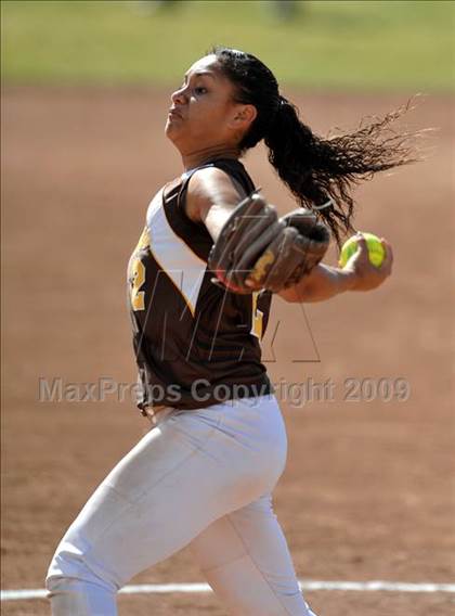 Thumbnail 3 in El Camino vs. El Dorado (Michelle Carew Classic) photogallery.