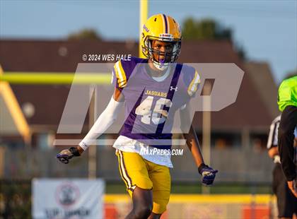 Thumbnail 1 in Lake Cormorant @ DeSoto Central photogallery.