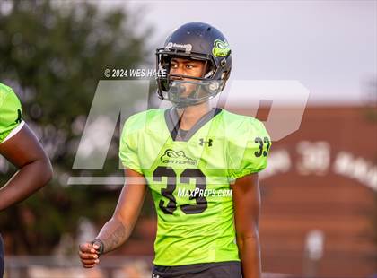 Thumbnail 3 in Lake Cormorant @ DeSoto Central photogallery.