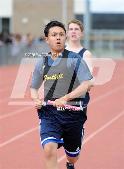 Thumbnail 3 in Earl Engman Relays (8x200 Meter) photogallery.