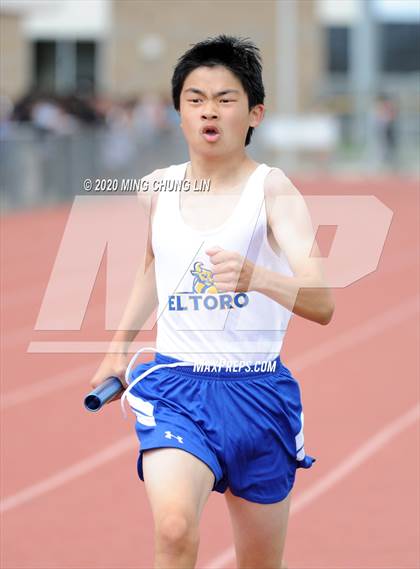 Thumbnail 2 in Earl Engman Relays (8x200 Meter) photogallery.