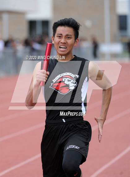 Thumbnail 2 in Earl Engman Relays (8x200 Meter) photogallery.