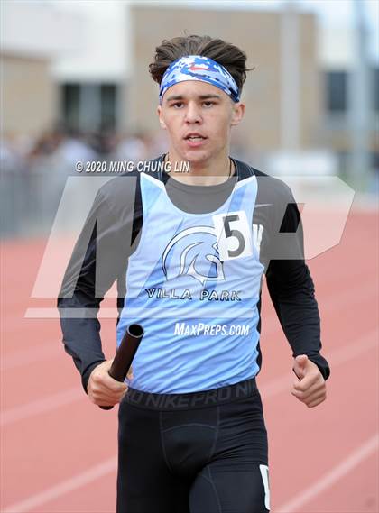 Thumbnail 3 in Earl Engman Relays (8x200 Meter) photogallery.