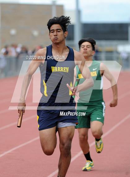 Thumbnail 1 in Earl Engman Relays (8x200 Meter) photogallery.