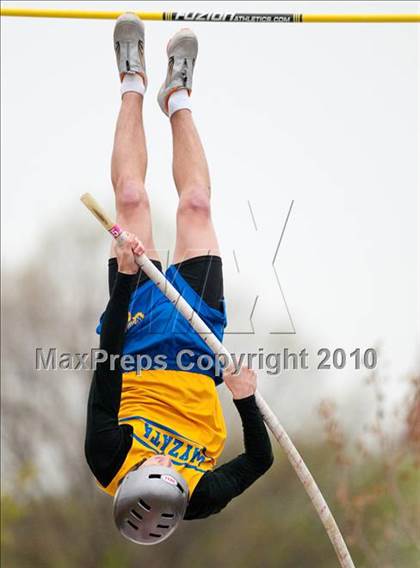Thumbnail 3 in Hamline Elite Meet (Boys Pole Vault) photogallery.