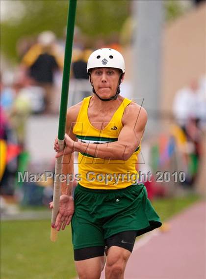 Thumbnail 1 in Hamline Elite Meet (Boys Pole Vault) photogallery.