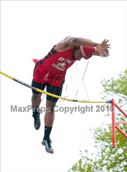 Thumbnail 2 in Hamline Elite Meet (Boys Pole Vault) photogallery.