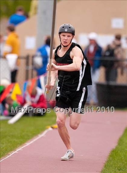 Thumbnail 3 in Hamline Elite Meet (Boys Pole Vault) photogallery.