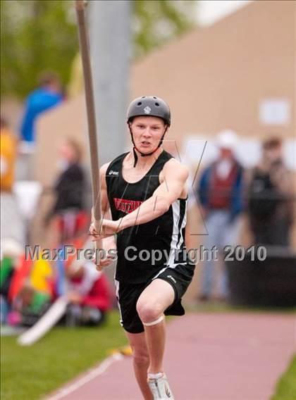 Thumbnail 1 in Hamline Elite Meet (Boys Pole Vault) photogallery.