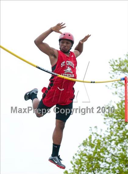 Thumbnail 3 in Hamline Elite Meet (Boys Pole Vault) photogallery.