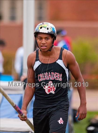 Thumbnail 1 in Hamline Elite Meet (Boys Pole Vault) photogallery.