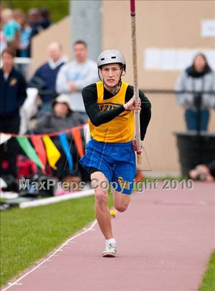 Thumbnail 2 in Hamline Elite Meet (Boys Pole Vault) photogallery.