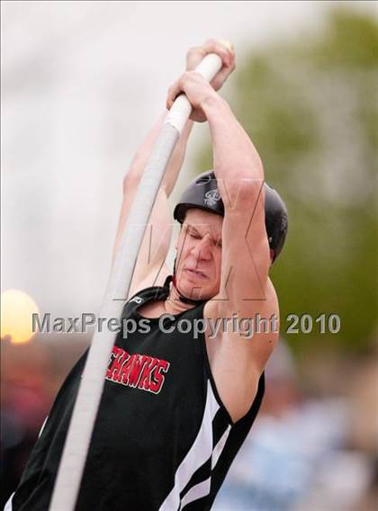 Thumbnail 2 in Hamline Elite Meet (Boys Pole Vault) photogallery.