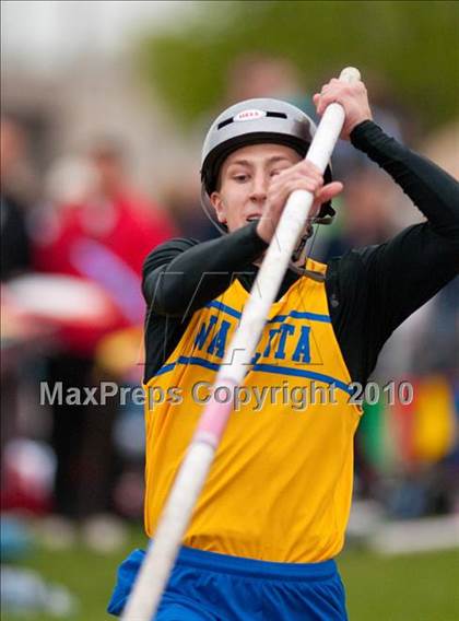Thumbnail 1 in Hamline Elite Meet (Boys Pole Vault) photogallery.