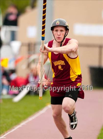 Thumbnail 1 in Hamline Elite Meet (Boys Pole Vault) photogallery.