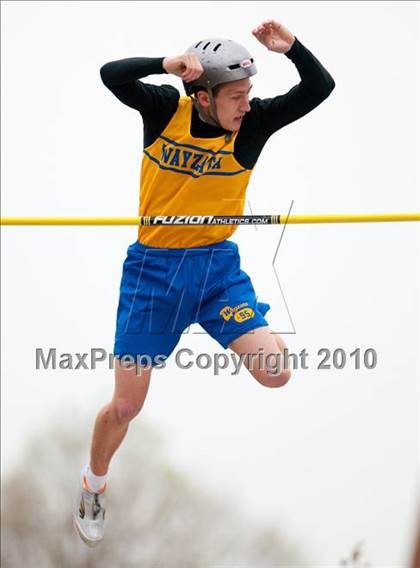 Thumbnail 2 in Hamline Elite Meet (Boys Pole Vault) photogallery.