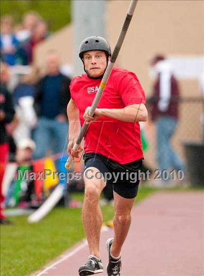 Thumbnail 3 in Hamline Elite Meet (Boys Pole Vault) photogallery.