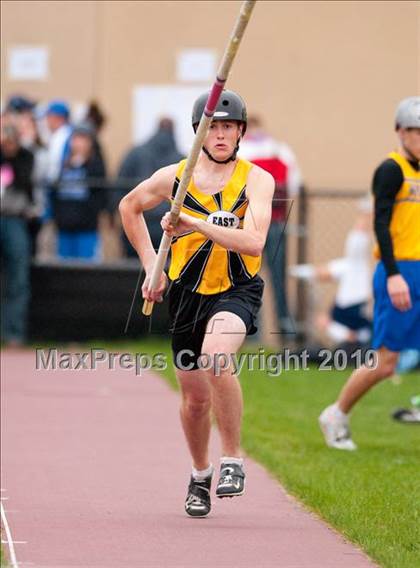 Thumbnail 3 in Hamline Elite Meet (Boys Pole Vault) photogallery.