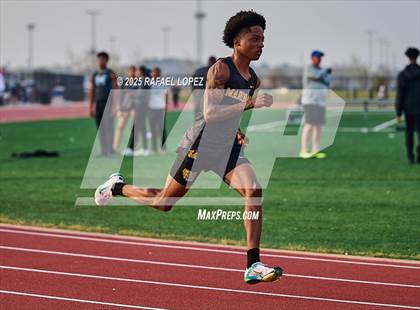 Thumbnail 3 in CCISD Ruben C Jordan Relays (400M) photogallery.